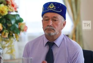 Айдар Фәйзрахманов: Сабантуйда капчык киеп, Гүзәл белән бергә йөгерергә риза.